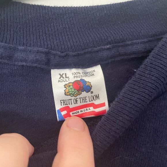 Shirt - Picture 2 of 3